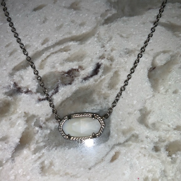 kendra scott 16" chain white pendant - Picture 2 of 2